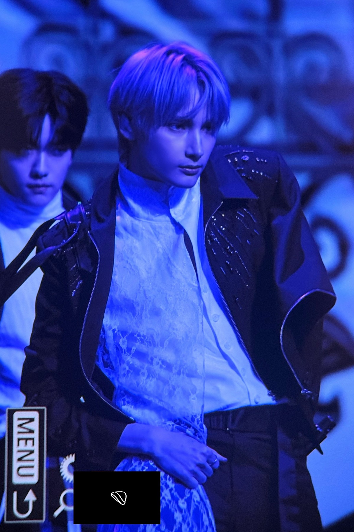 UGRfmY