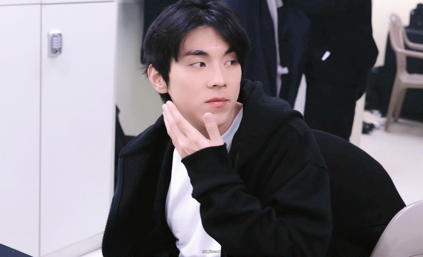UIEOoa.gif