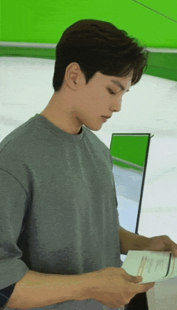 UJQerT.gif