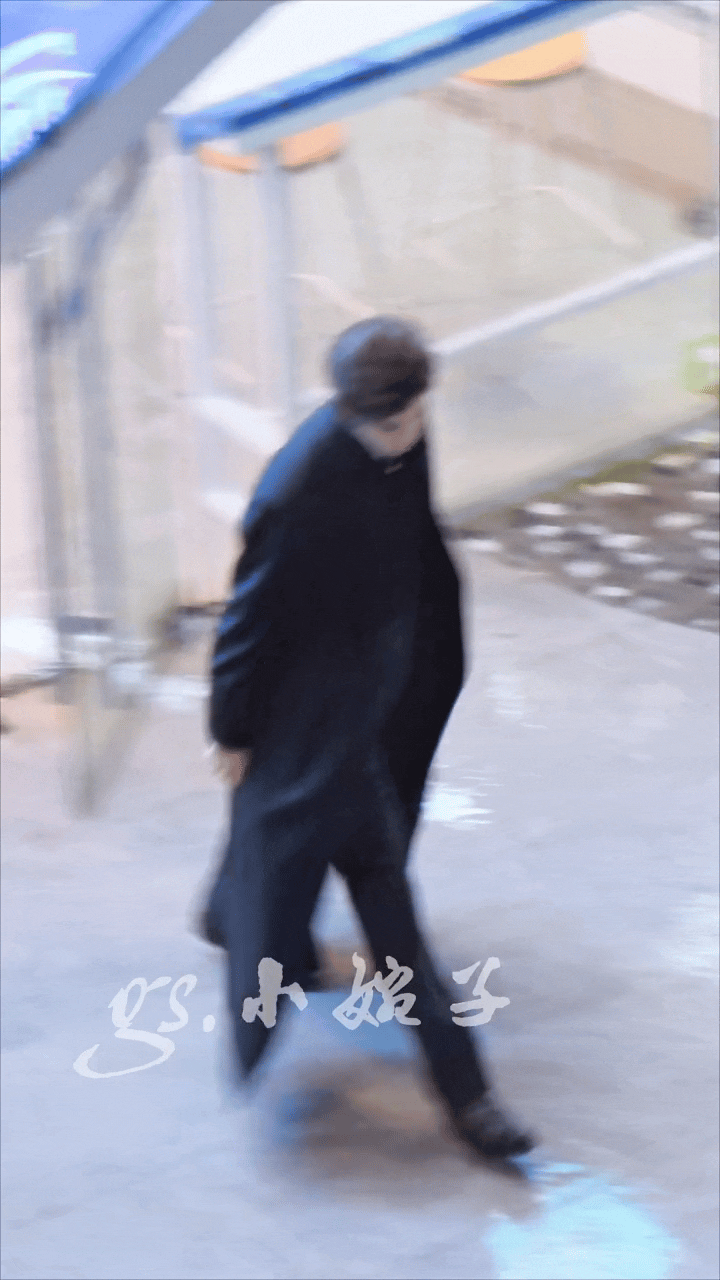 UKhVTC.gif