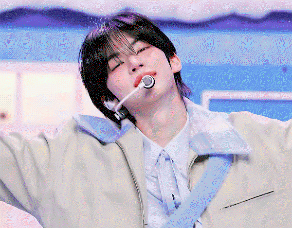 ULxoML.gif