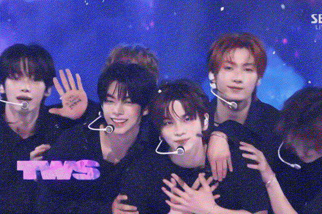 UOBbrw.gif