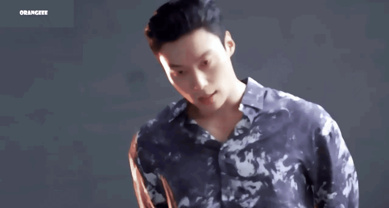 USsviX.gif