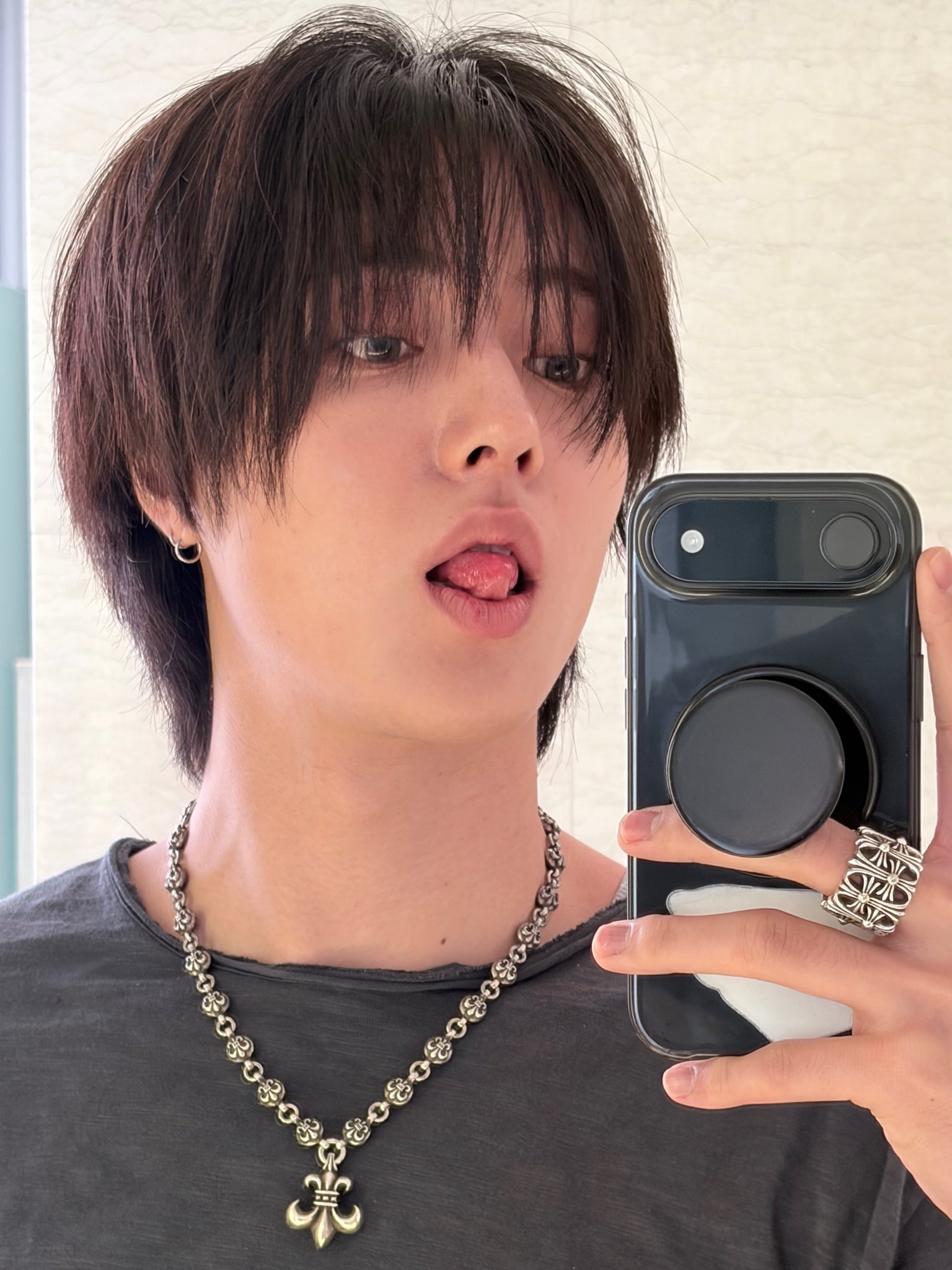 UTtNcZ