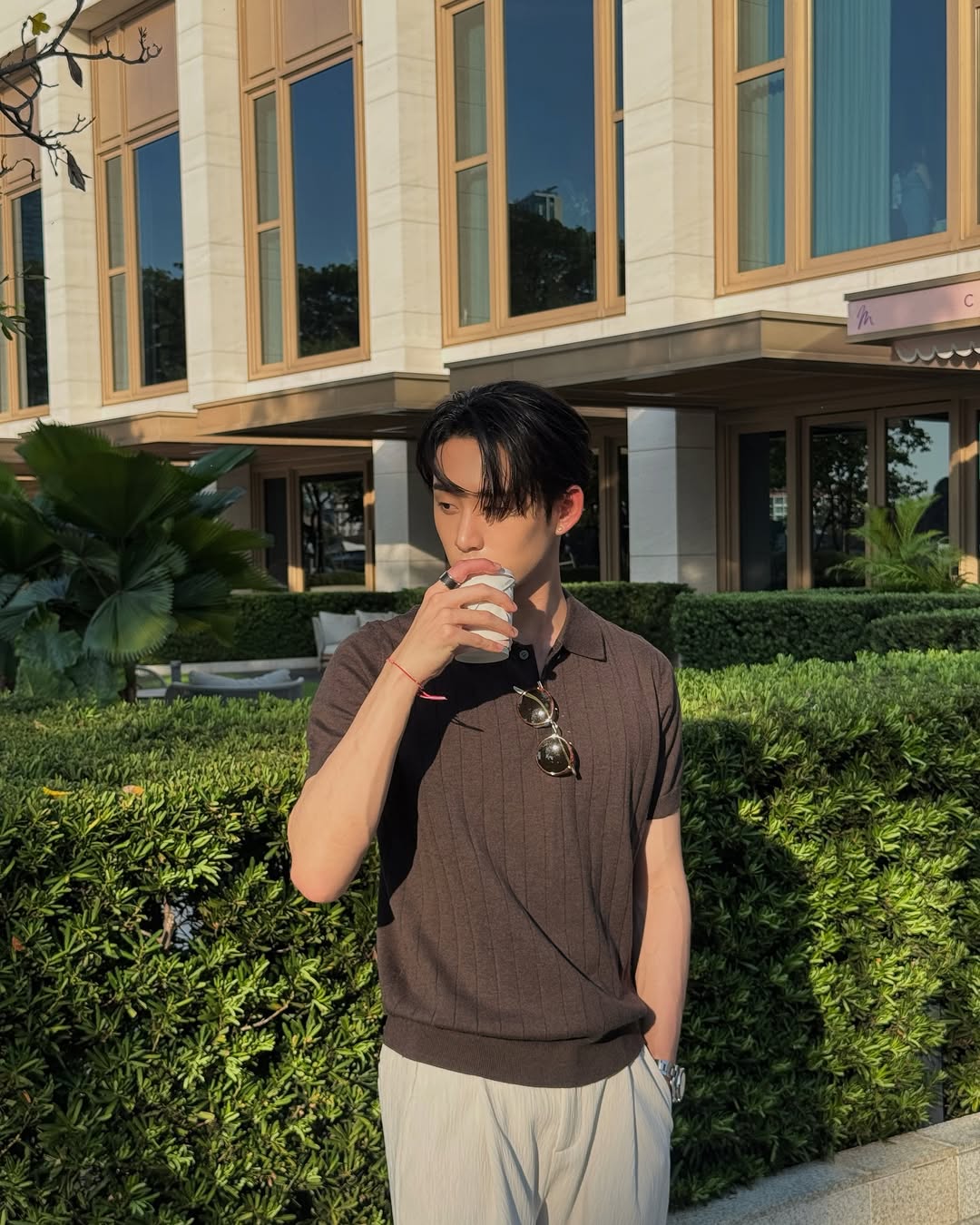 UWBQEU