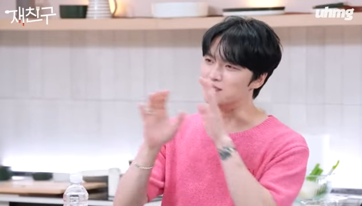 UWbYoE