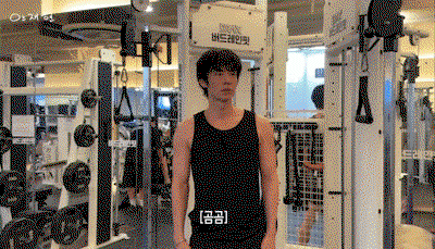 UcLoDh.gif