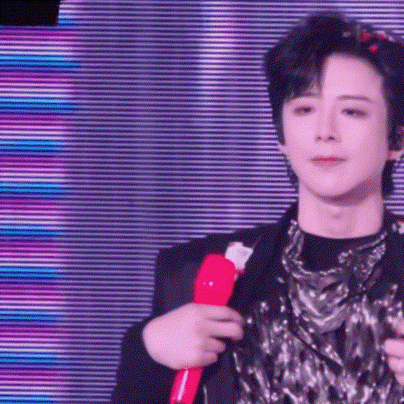 UcWjhI.gif