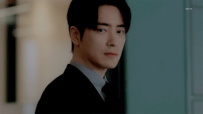 UeiyiN.gif