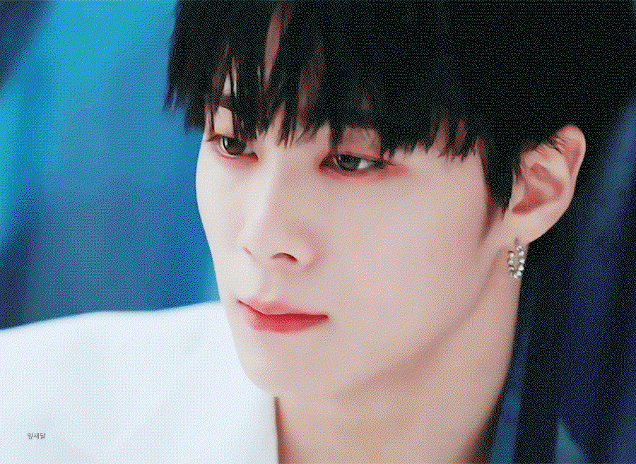 UeuyIy.gif