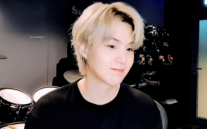 UgxRSK.gif