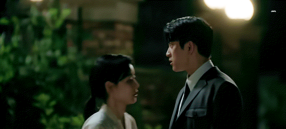 UjCztV.gif