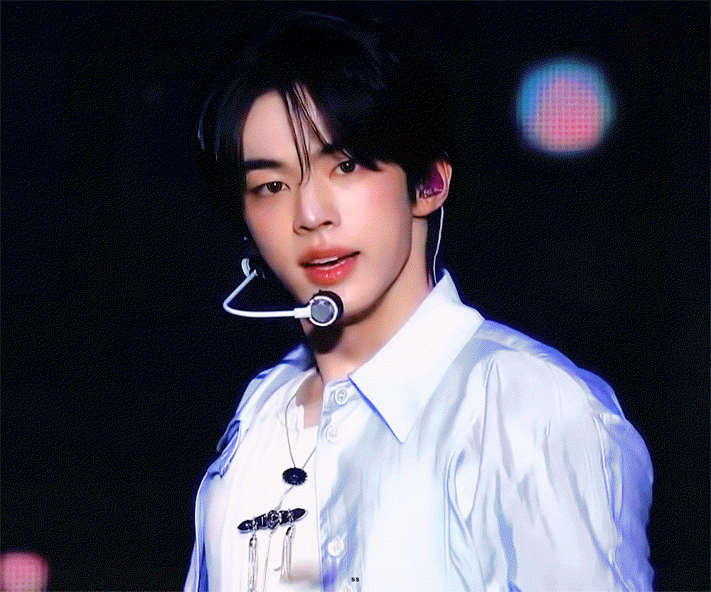 UmENAA.gif