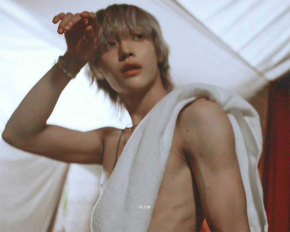 UoJYud.gif