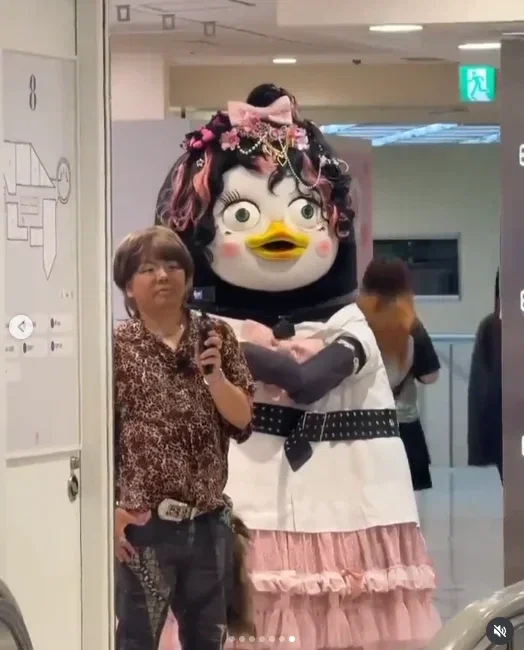 UonxrJ