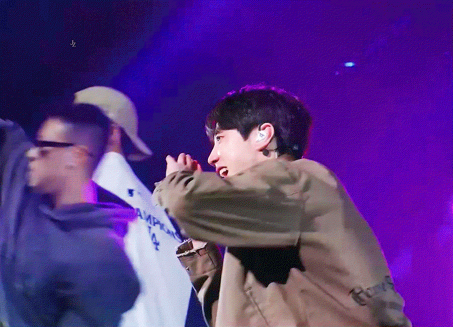 UxTpxW.gif