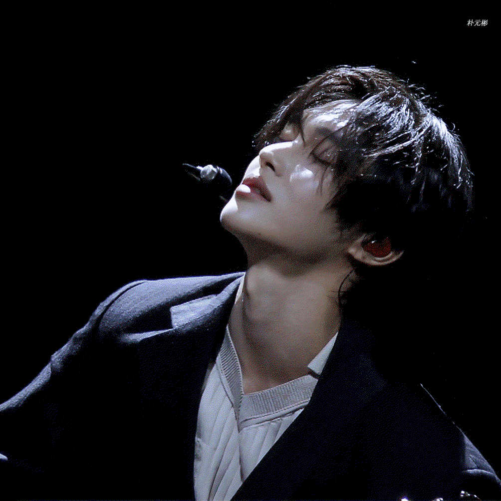 UxUNAo.gif