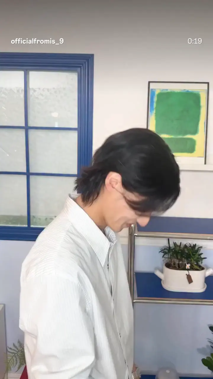 UyASZu
