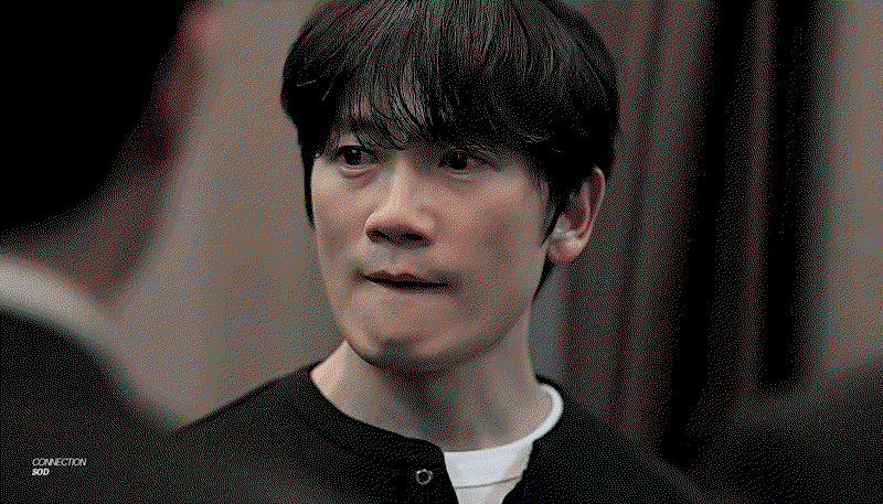 UyeCUV.gif