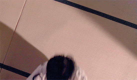 VAqotO.gif