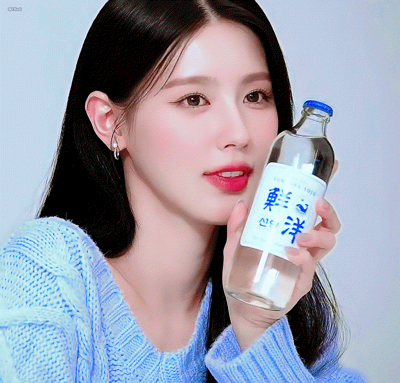 VCzCEm.gif