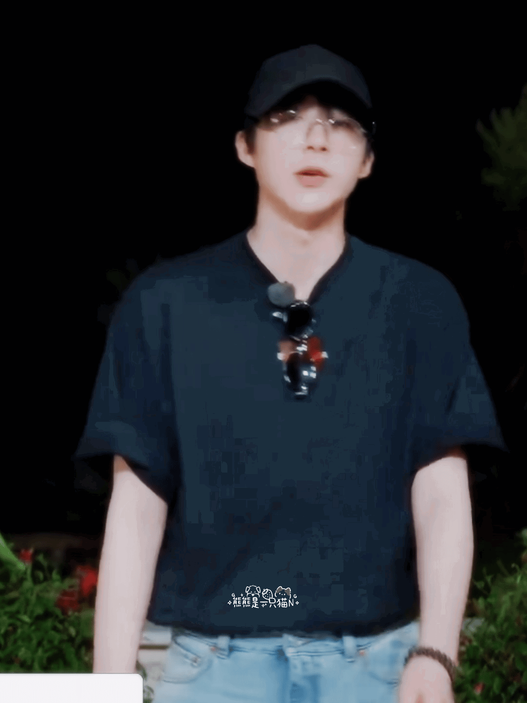 VHuyld.gif