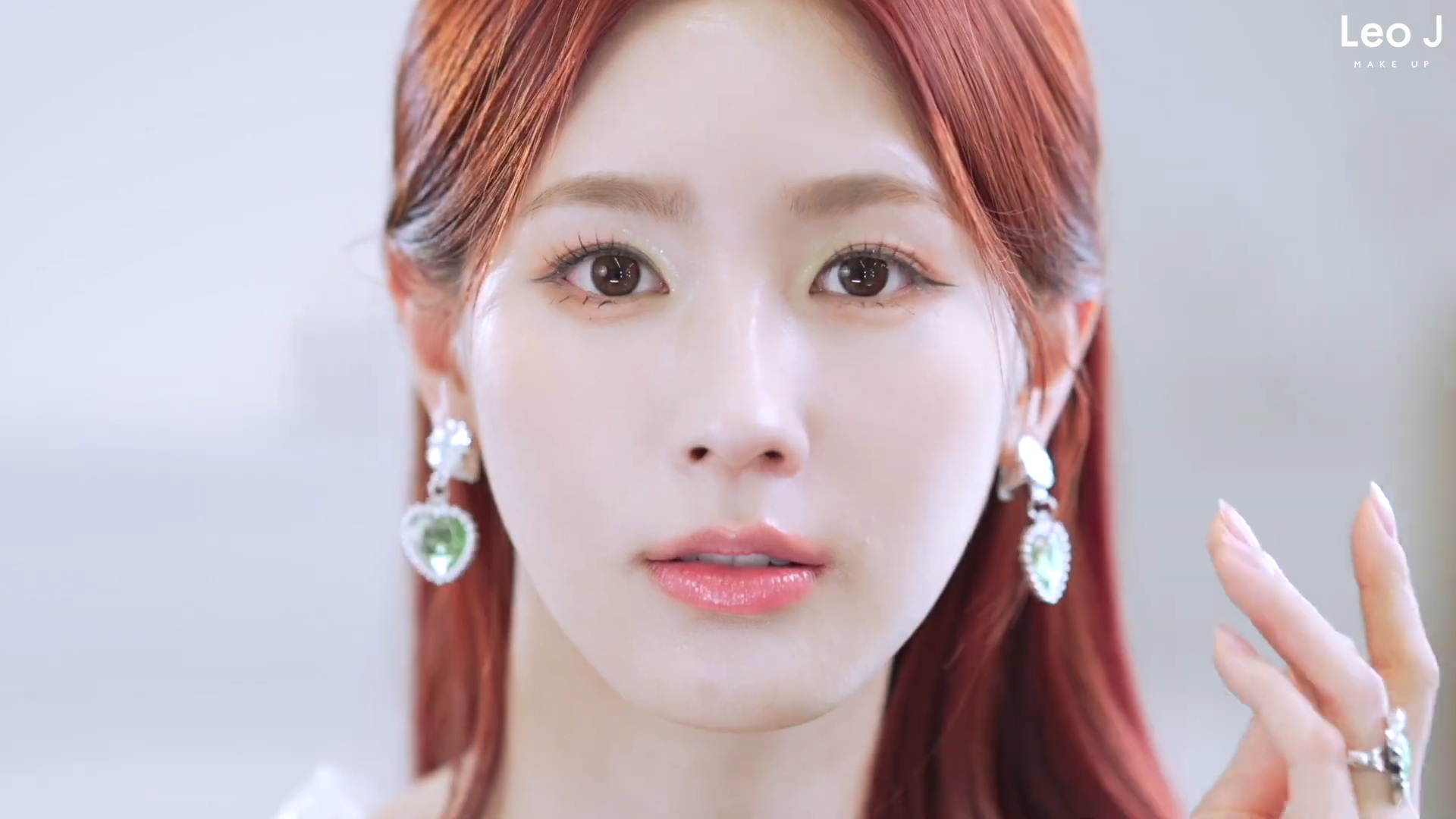 더쿠 - 레오제이한테 라임코어 메이크업 받은 아이들 미연 비주얼.jpg