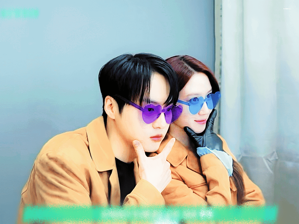VYHyUh.gif