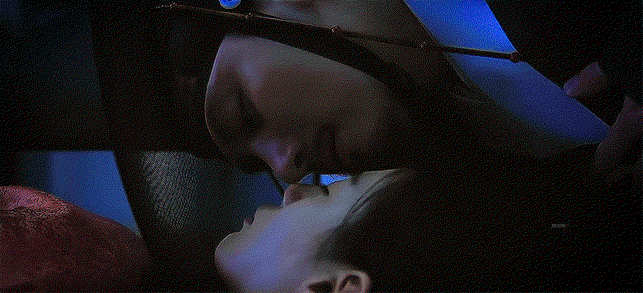 VaTuxh.gif