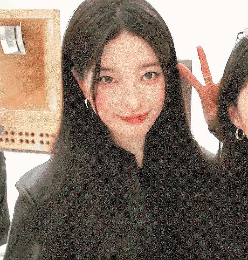 VeNEsJ.gif