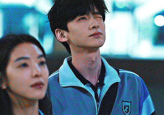 VmsbVT.gif