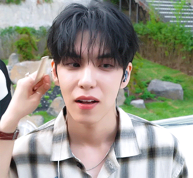 VpHYuY.gif