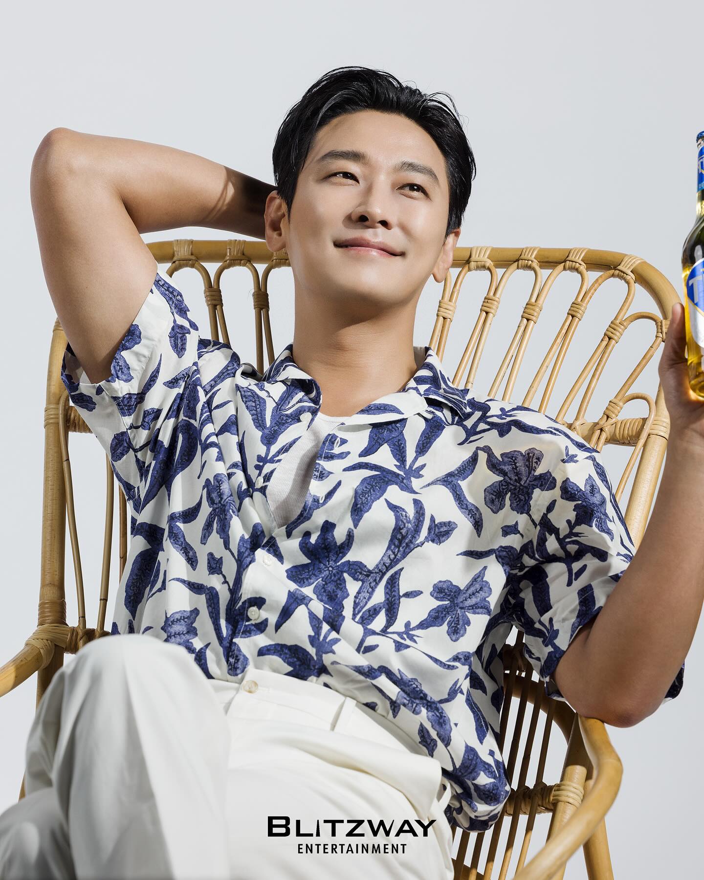 주지훈_테라라이트 광고 촬영 현장 비하인드 컷 03