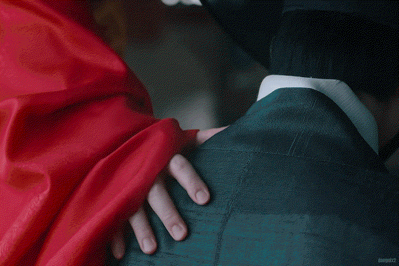 WHMOhU.gif