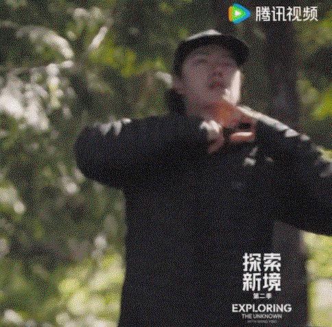 WKvgQt.gif