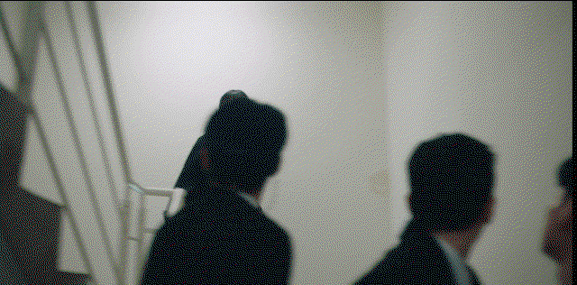 WWRCQf.gif