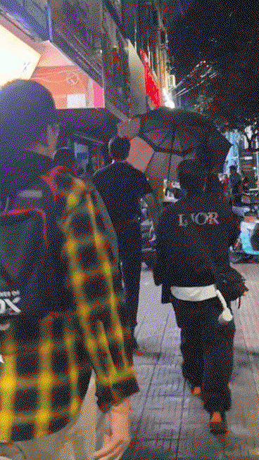 WYphhq.gif