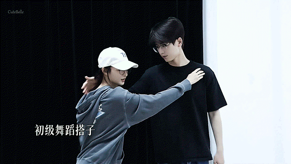 WkGjuo.gif