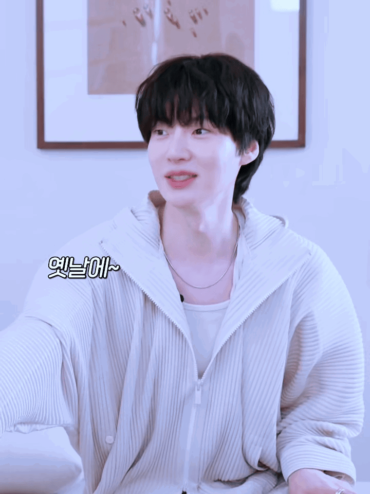 WkxeHD.gif