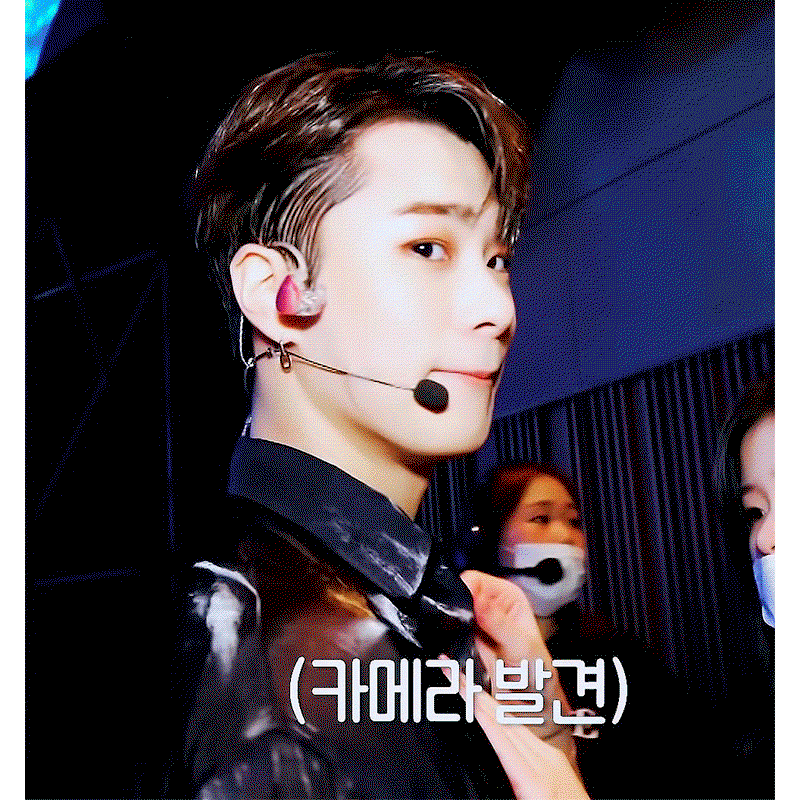 WkyxHE.gif