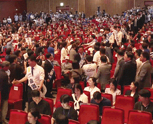 WstvCJ.gif