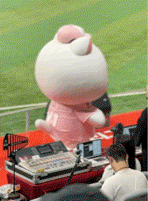 WxlICT.gif