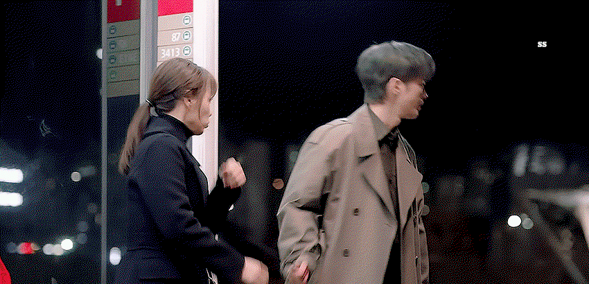 WzxrHB.gif