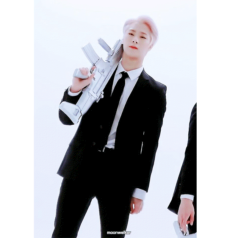 XAfjmi.gif