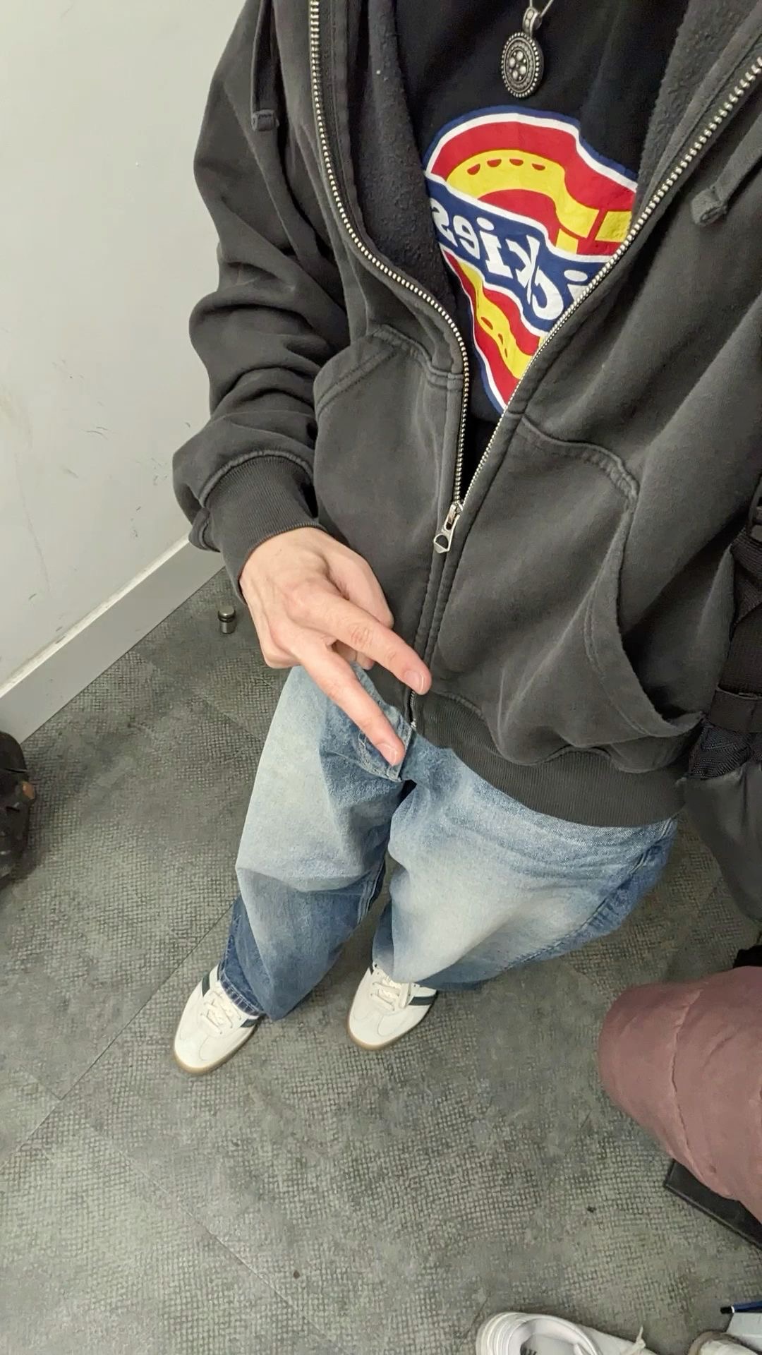 XEkvAs