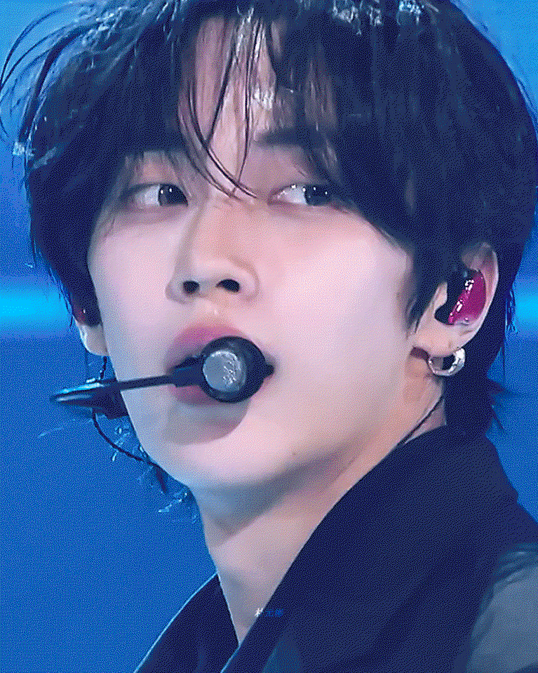 XFQELH.gif