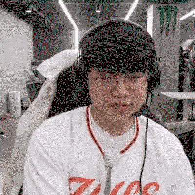 XHcQGY.gif