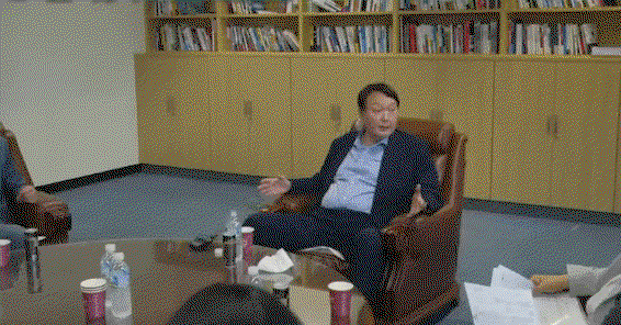 XKGfWe.gif