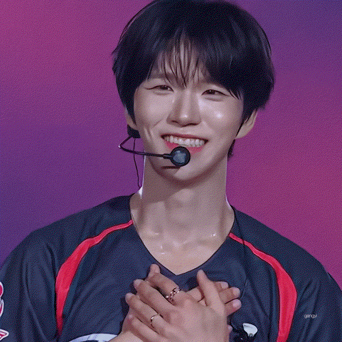 XOQzZy.gif