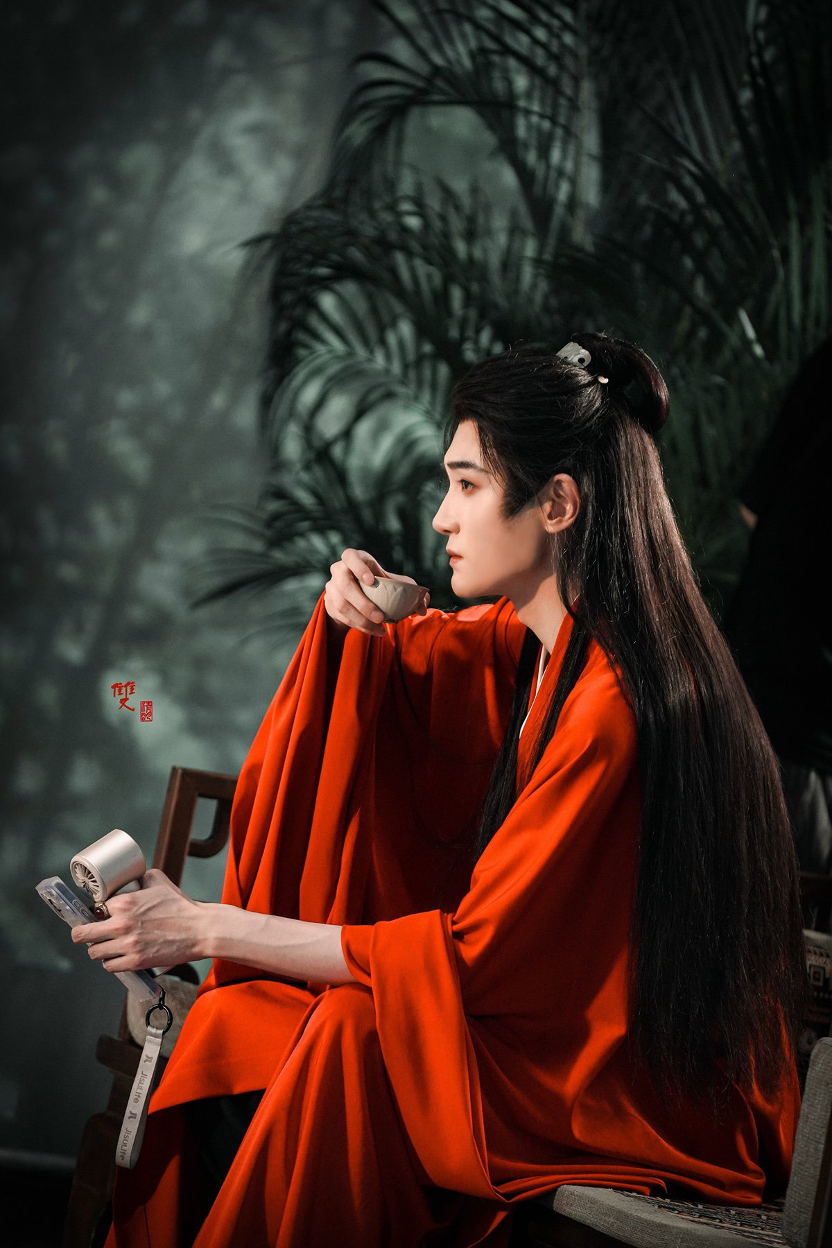 XOYERu